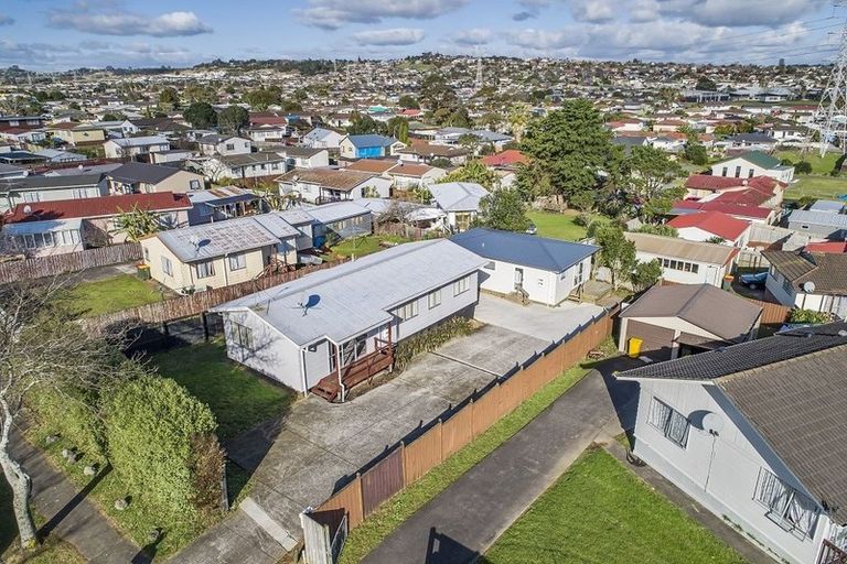Photo of property in 103 Flat Bush Road, Clover Park, Auckland, 2023