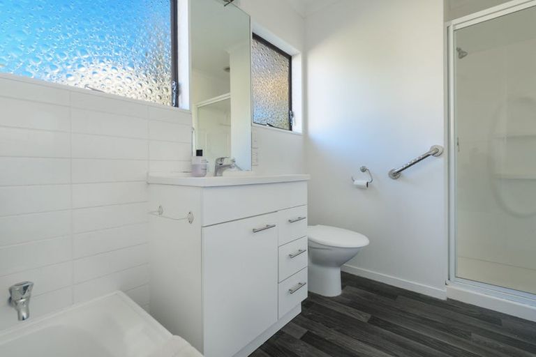 Photo of property in 1 Lochinvar Place, Hairini, Tauranga, 3112