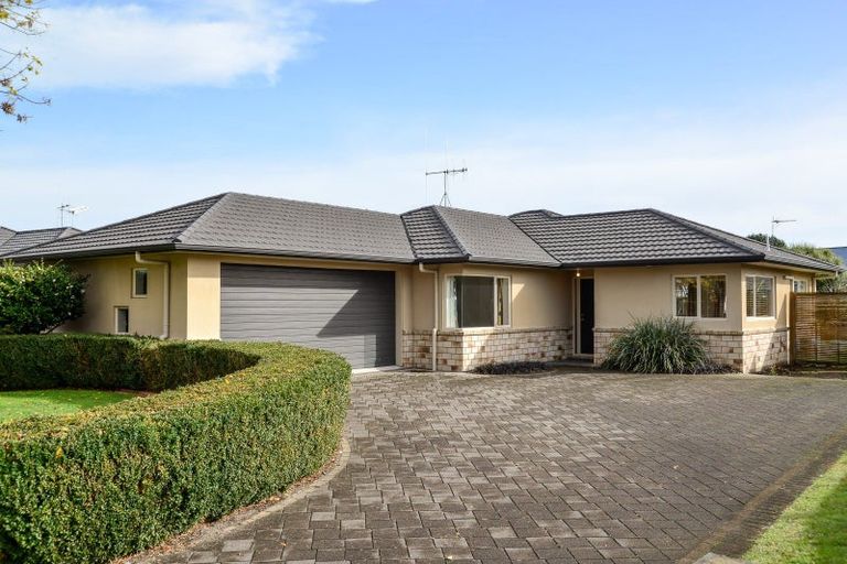 Photo of property in 2 Wentworth Drive, Rototuna North, Hamilton, 3210