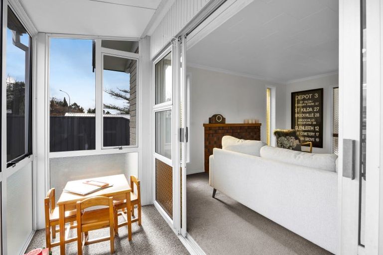 Photo of property in 26 Oberon Street, Stratford, 4332