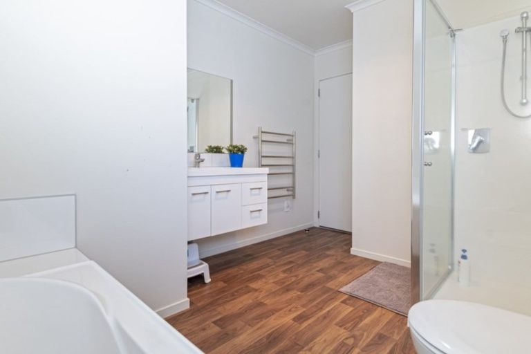 Photo of property in 27 Elena Place, Welcome Bay, Tauranga, 3112