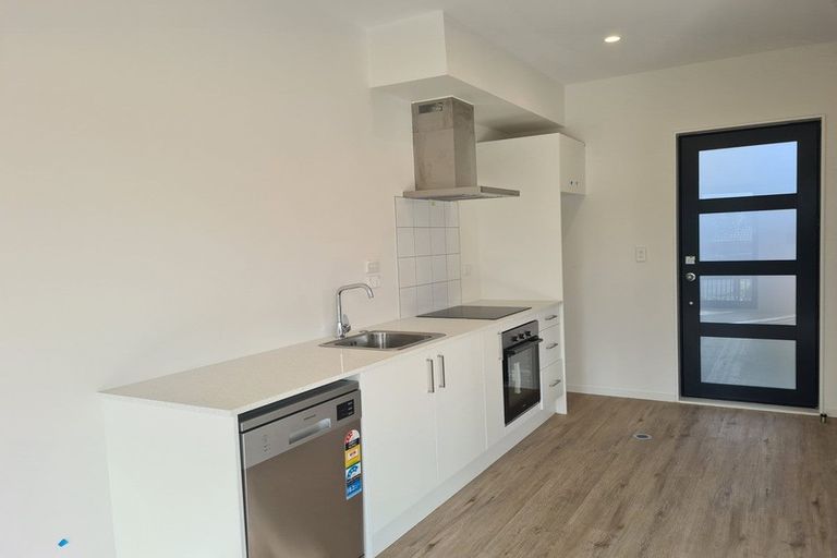 Photo of property in 6/122 Pooks Road, Ranui, Auckland, 0612