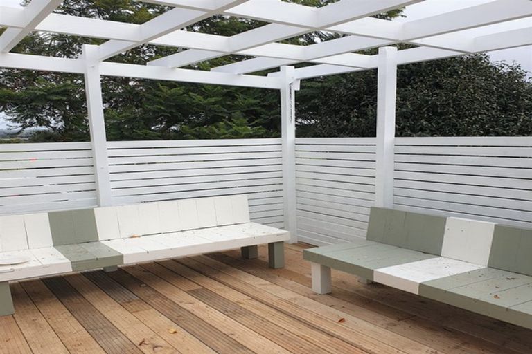 Photo of property in 15 View Road, Waiuku, 2123