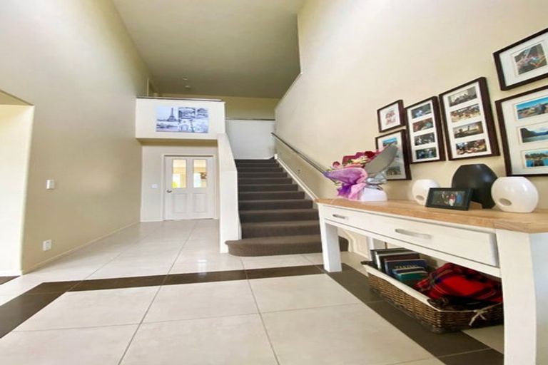 Photo of property in 12 Tivoli Court, Flat Bush, Auckland, 2019