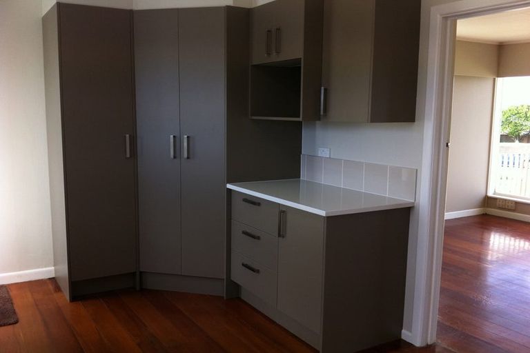 Photo of property in 868 East Coast Road, Northcross, Auckland, 0630