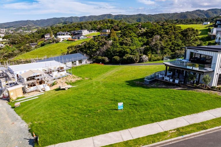 Photo of property in 7 Blue Moon Rise, Langs Beach, 0582