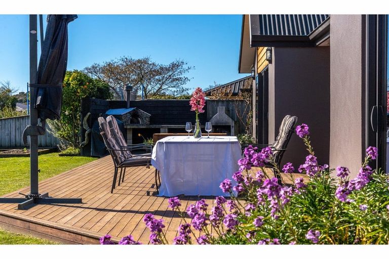 Photo of property in 18 Wanderers Avenue, Brightwater, 7022