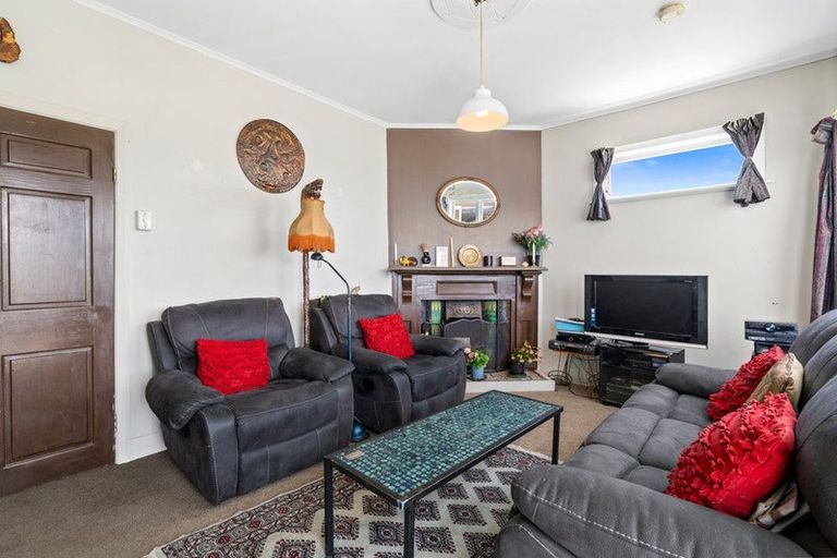 Photo of property in 12 Buckingham Street, Melrose, Wellington, 6023