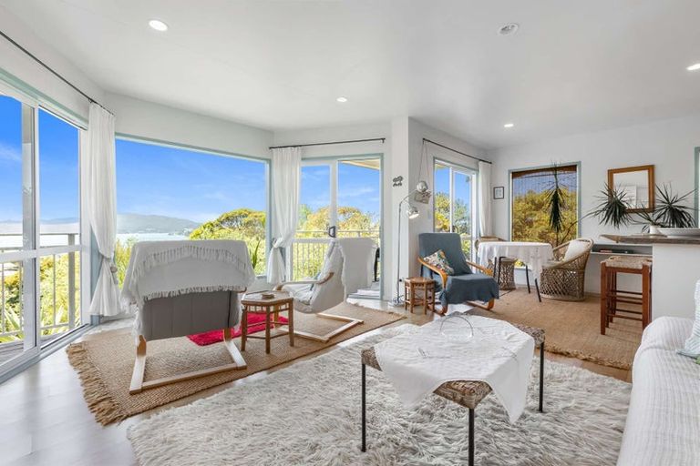 Photo of property in 105 Cable Bay Block Road, Cable Bay, 0420