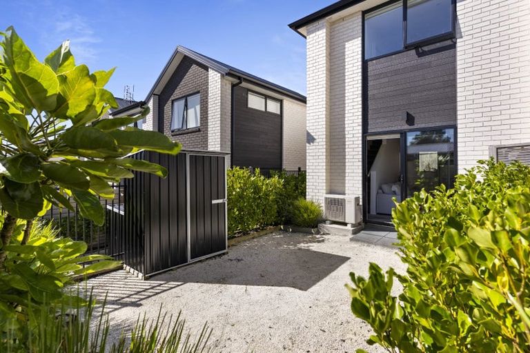 Photo of property in 7/45 Vera Road, Te Atatu South, Auckland, 0610
