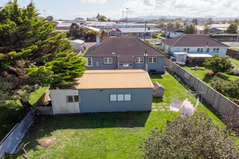 Photo of property in 9 Hayward Road, Ngatea, 3503