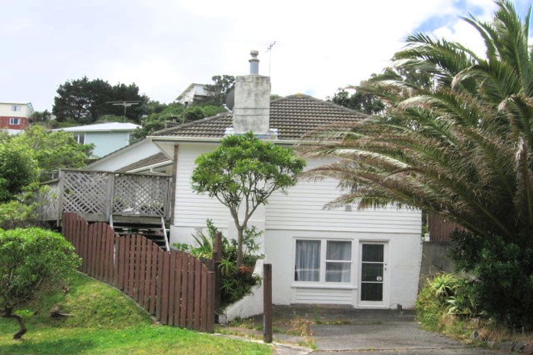 Photo of property in 20 Montreal Grove, Kingston, Wellington, 6021