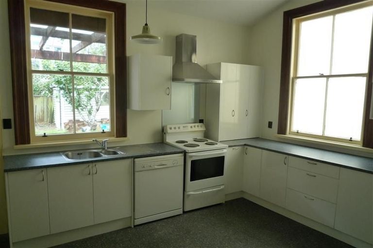 Photo of property in 126 Tinakori Road, Thorndon, Wellington, 6011