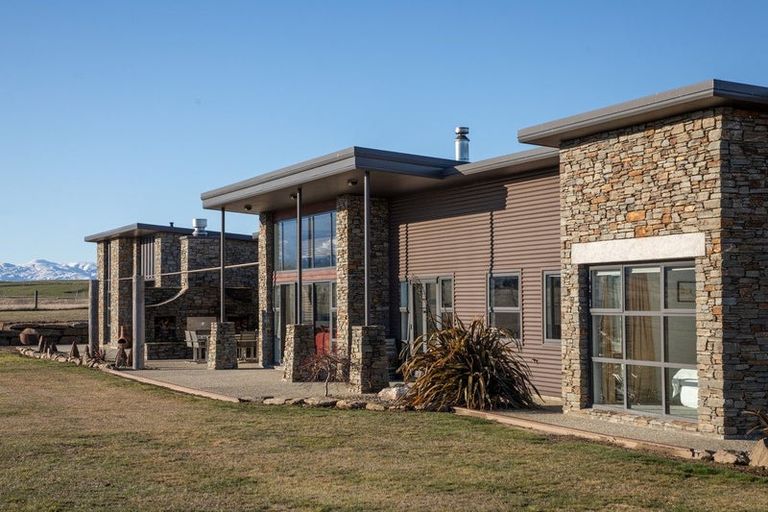 Photo of property in 309 Golden Road, Springvale, Alexandra, 9393