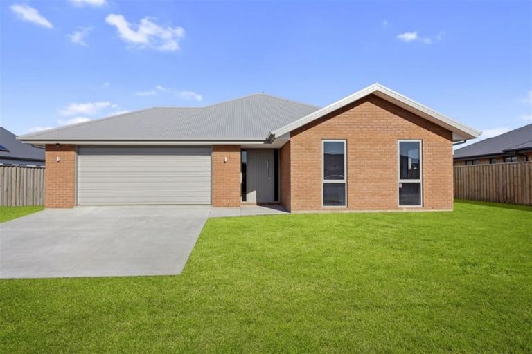 Photo of property in 8 Denton Street, Amberley, 7410