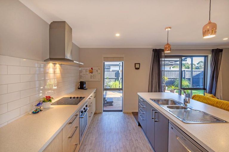 Photo of property in 128 Broadlands Drive, Rolleston, 7615