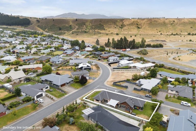 Photo of property in 2 Elizabeth Place, Clyde, 9330