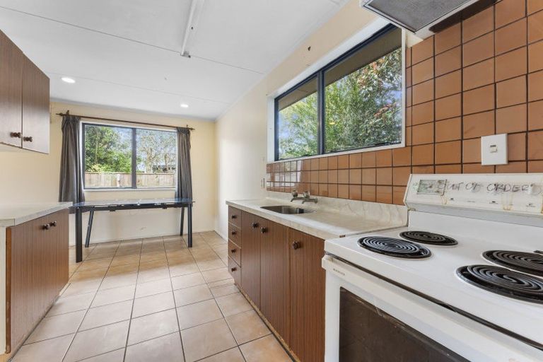 Photo of property in 42a Mcleavey Drive, Kelvin Grove, Palmerston North, 4414