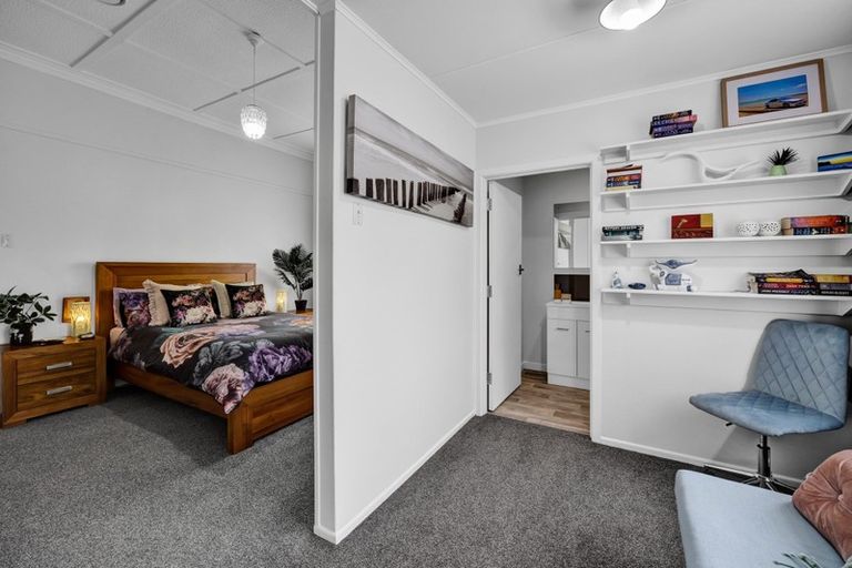 Photo of property in 16a Regan Street, Stratford, 4332