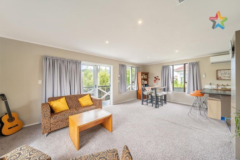 Photo of property in 2/79 Molesworth Street, Taita, Lower Hutt, 5011