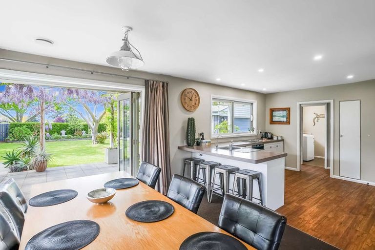 Photo of property in 52 Ashgrove Street, Rangiora, 7400