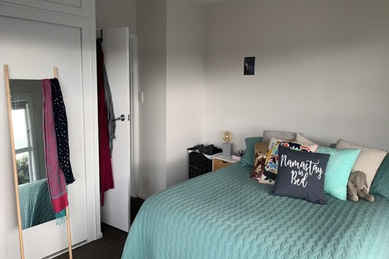 Photo of property in 2a Roscoe Street, Saint Martins, Christchurch, 8022