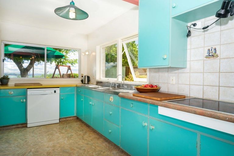 Photo of property in 94 Town Point Road, Maketu, Te Puke, 3189