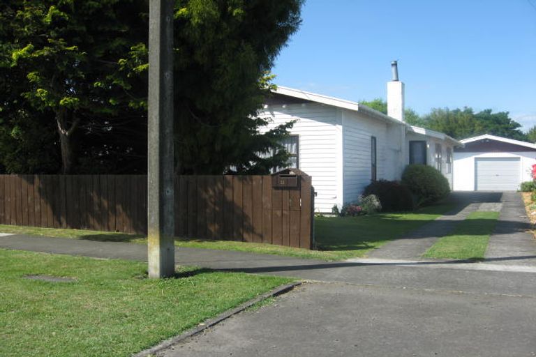 Photo of property in 18 Caffray Avenue, Aramoho, Whanganui, 4500