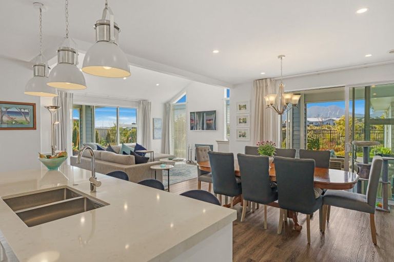 Photo of property in 13 Tuhua Close, Wharewaka, Taupo, 3330