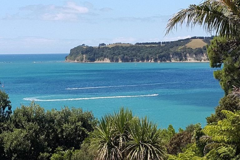 Photo of property in 1 Hurdlow Place, Manly, Whangaparaoa, 0930