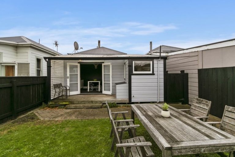 Photo of property in 6 Beach Street, Petone, Lower Hutt, 5012
