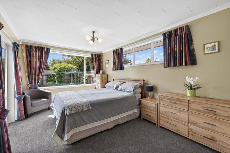 Photo of property in 208 Condell Avenue, Papanui, Christchurch, 8053