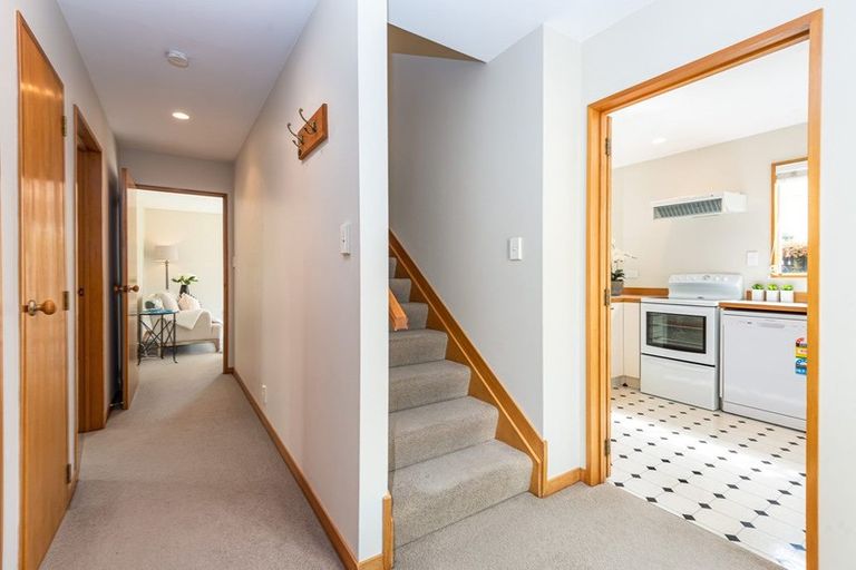 Photo of property in 2/38 Dover Street, St Albans, Christchurch, 8014