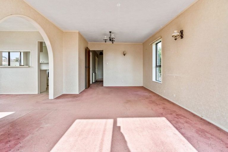 Photo of property in 18 Bowen Street, Cambridge, 3434