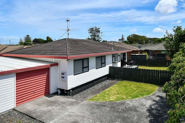 Photo of property in 13b Youngs Road, Papakura, 2110