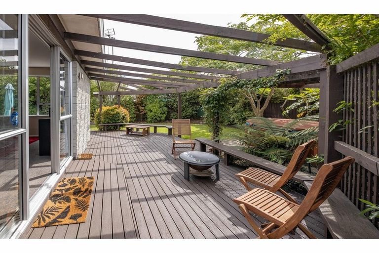 Photo of property in 25 Meon Street, Aranui, Christchurch, 8061