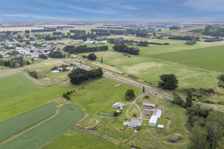 Photo of property in 44 Takapau Ormondville Road, Takapau, 4287