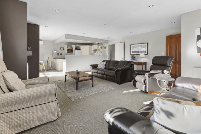 Photo of property in 45 Kings Drive, Wanaka, 9305