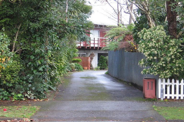 Photo of property in 11 Belmont Place, Terrace End, Palmerston North, 4410