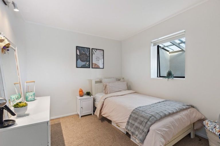 Photo of property in 41 Shakespear Road, Army Bay, Whangaparaoa, 0930