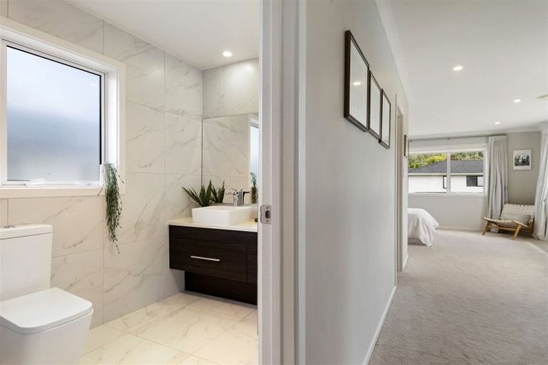 Photo of property in 284d Schnapper Rock Road, Schnapper Rock, Auckland, 0632