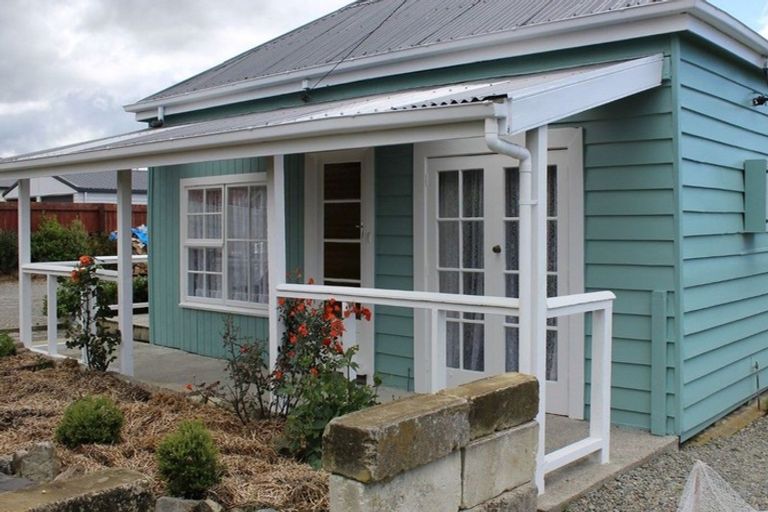 Photo of property in 14 George Street, Waimate, 7924