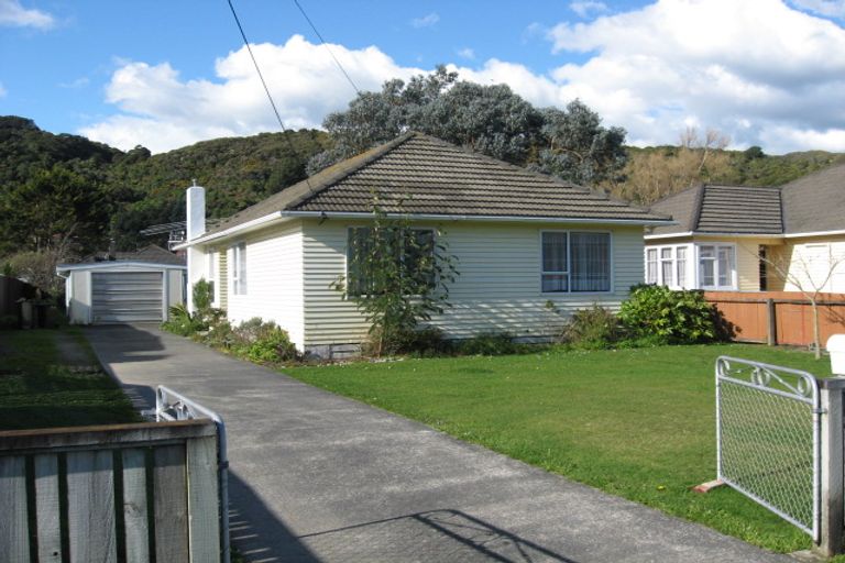 Photo of property in 40 Moohan Street, Wainuiomata, Lower Hutt, 5014