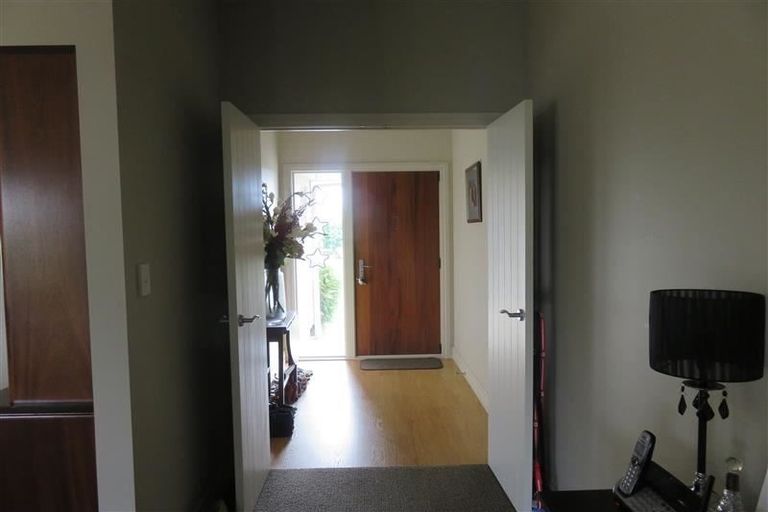 Photo of property in 35 Brooklands Drive, Havelock North, 4130