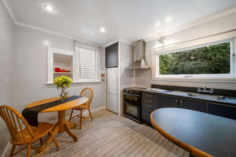 Photo of property in 104 Neidpath Road, Mornington, Dunedin, 9011