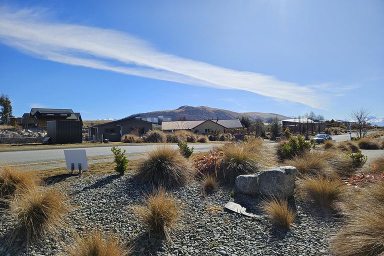 Photo of property in 23 Andrew Don Drive, Lake Tekapo, 7999