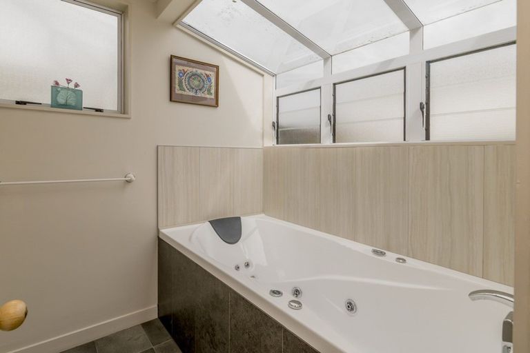 Photo of property in 26 Homewood Avenue, Levin, 5510