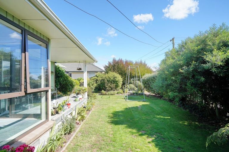 Photo of property in 8 Quebec Place, Wainoni, Christchurch, 8061