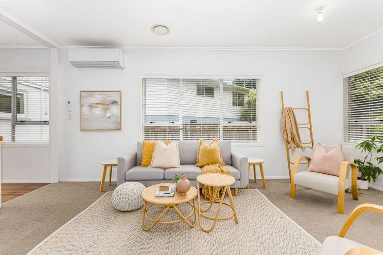 Photo of property in 27 Paremata Crescent, Paremata, Porirua, 5024