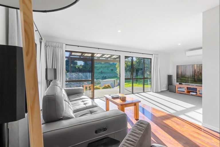Photo of property in 96 Panorama Drive, Welcome Bay, Tauranga, 3175